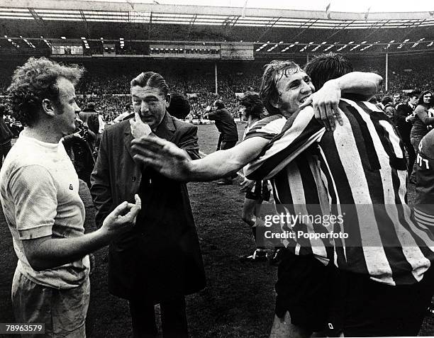 Fa Cup Final 1973 Photos and Premium High Res Pictures Getty Images