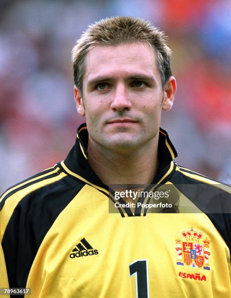 Football, European Championships , Bruges, Belgium, Spain 4 v Yugoslavia 3, 21st June Portrait of Spain's goalkeeper Santiago Canizares