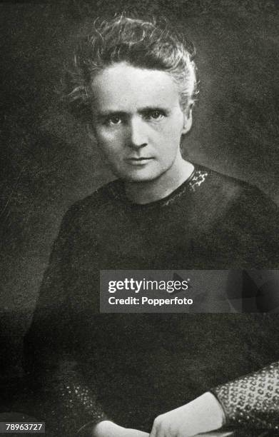 Personalities, Medicine, Science/Health, pic: circa 1900, Marie Curie, 1867-1934, pictured in a studio portrait, Marie Curie won the 1903 Nobel Prize...