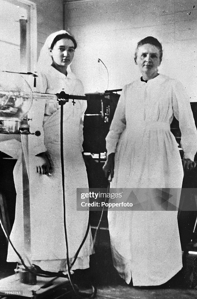 Personalities. Medicine. Science/Health. pic: circa 1915. Marie Curie, (Polish born French Physicist) 1867-1934, pictured with her daughter Irene when they worked as nurses during World War One. Marie Curie won the 1903 Nobel Prize for Physics with husban
