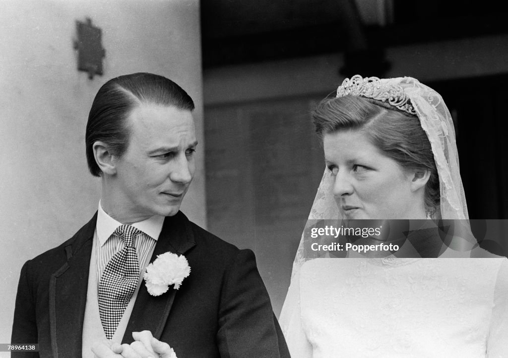 Aristocracy. Personalities. pic: 20th April 1978. Lady Jane Spencer (the sister of Diana, Princess of Wales) to Robert Fellowes in London.