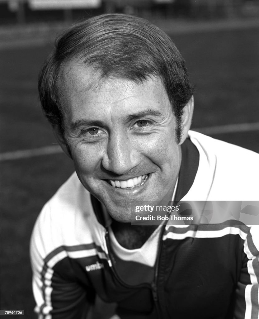 1981-82 Season. Everton FC Photo-call. A portrait of Manager Howard Kendall.