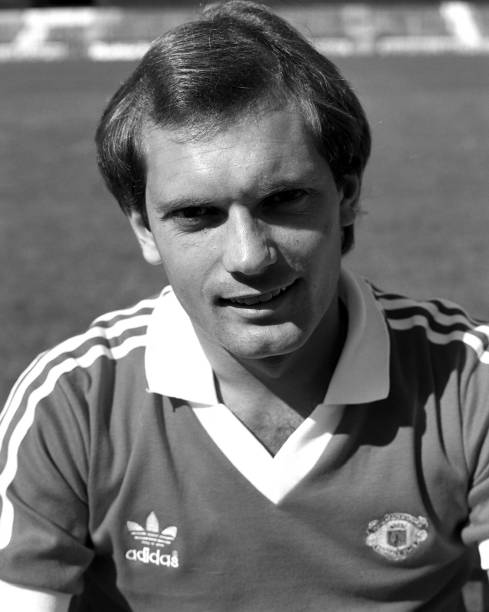 Season, Photo-call, Manchester United FC, A portrait of Ray Wilkins
