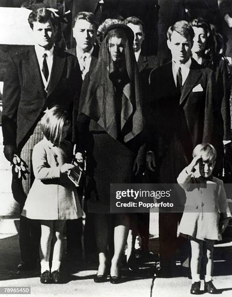 Politics, Washington, USA 1963, John F, Kennedy Funeral, Edward Kennedy, Wife Jackie Kennedy, Attorney General Robert Kennedy and children John...