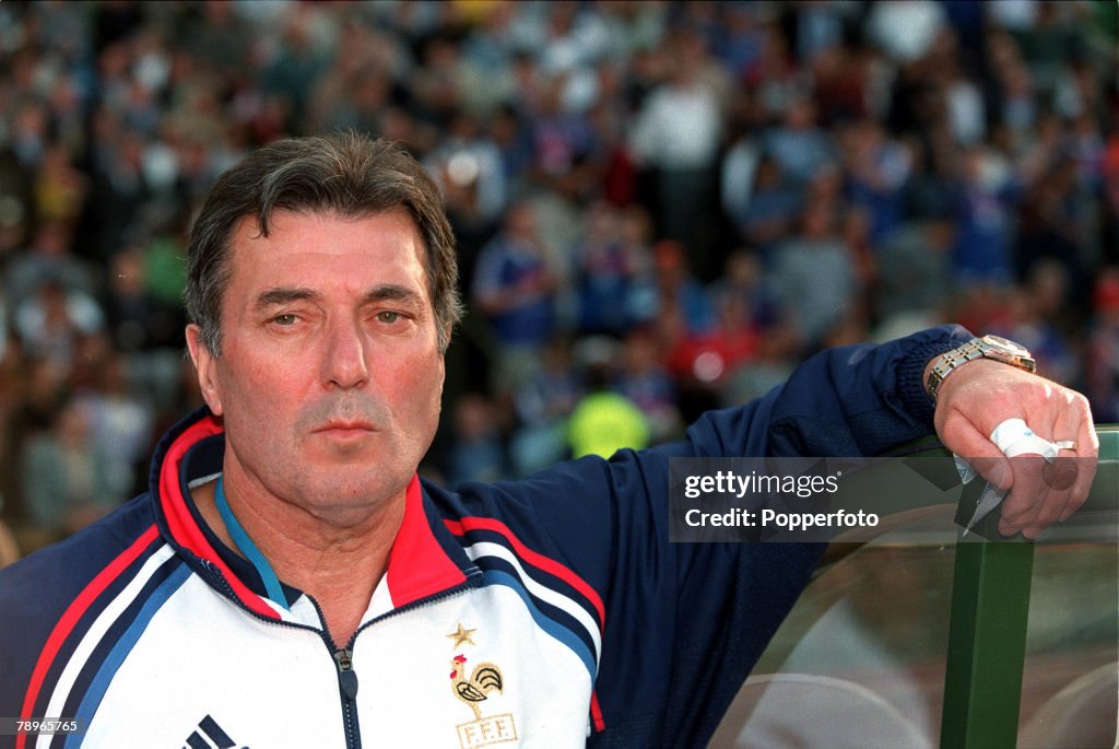 Football. European Championships (EURO 2000). Semi-Final. King Baudouin Stadium, Brussels, Belgium. France 2 v Portugal 1 (on golden goal). 28th June, 2000. A picture of French coach Roger Lemerre.