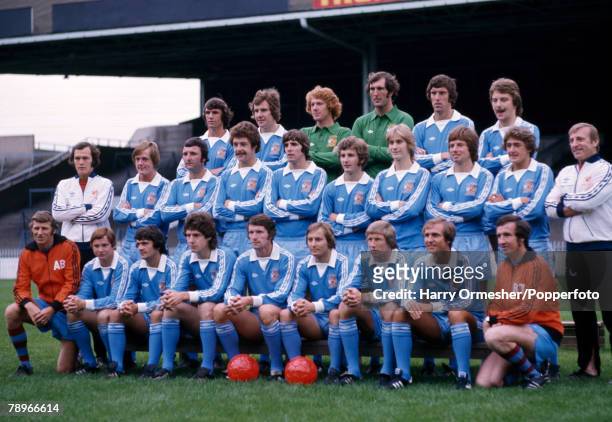 Manchester City lines up for a team photograph at Maine Road in Manchester, England, circa August 1976. Back row : Dave Watson, Joe Royle, Keith...