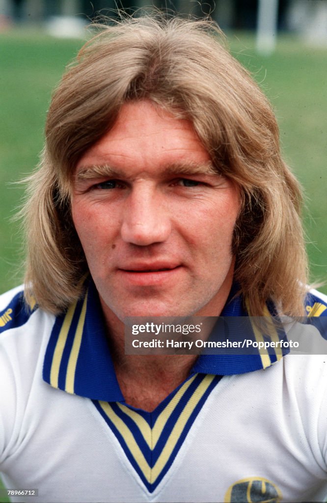 Football. 1977. Leeds United FC Photo-call. A portrait of Tony Currie.