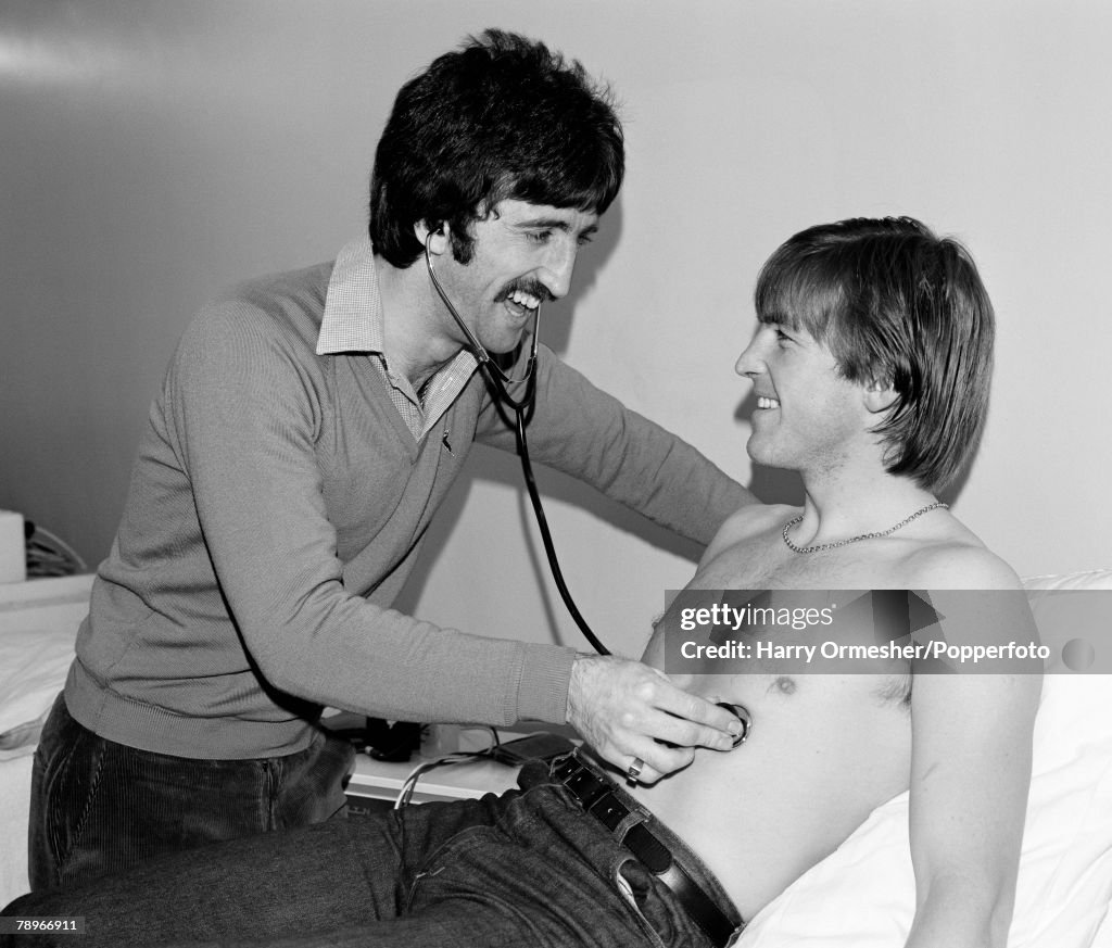 Kenny Dalglish with 'Doctor Johnson'