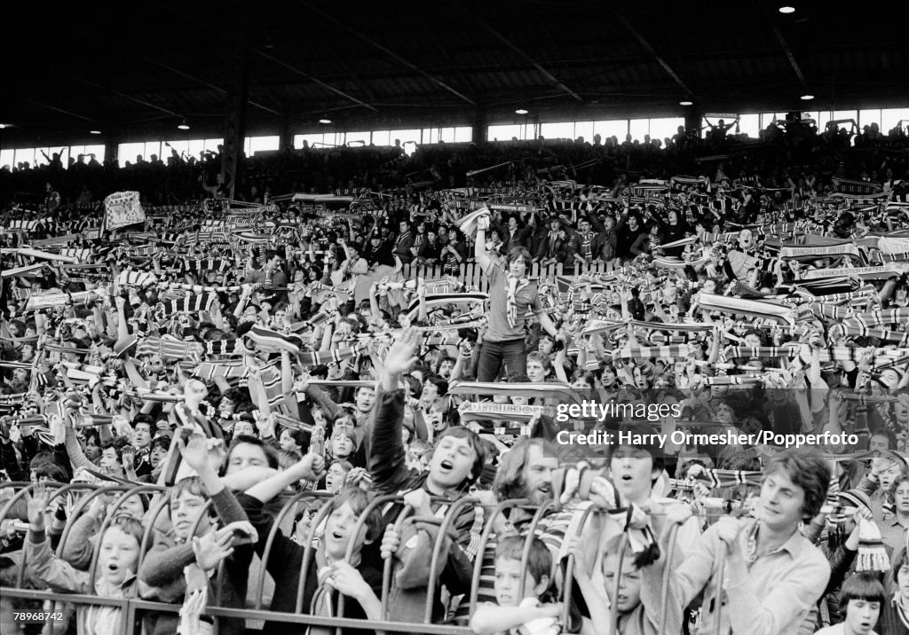 Manchester United v Coventry City - Football League Division One