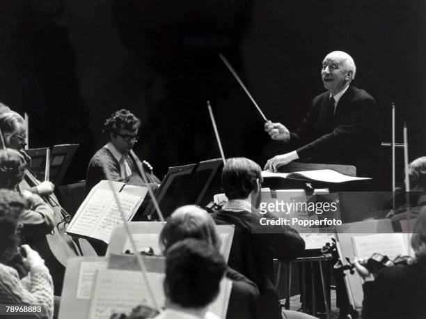 Music Personalities, pic: 6th February 1977, Sir Adrian Boult conducts the London Symphony Orchestra at London's Royal Albert Hall