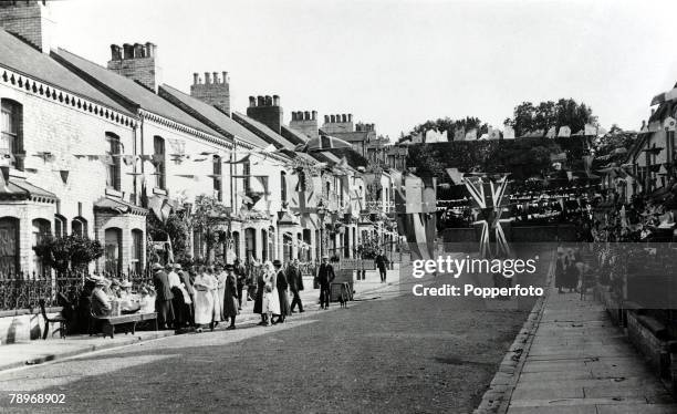 War and Conflict, World War I, Peace, pic: August 1919, A street party in progress in the peace celebrations at Millfield Road, York, The...