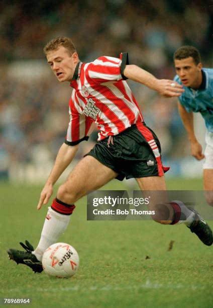 15th March 1992, Division 1, Manchester City v Southampton, Southampton striker Alan Shearer on the ball, Alan Shearer played for Southampton...