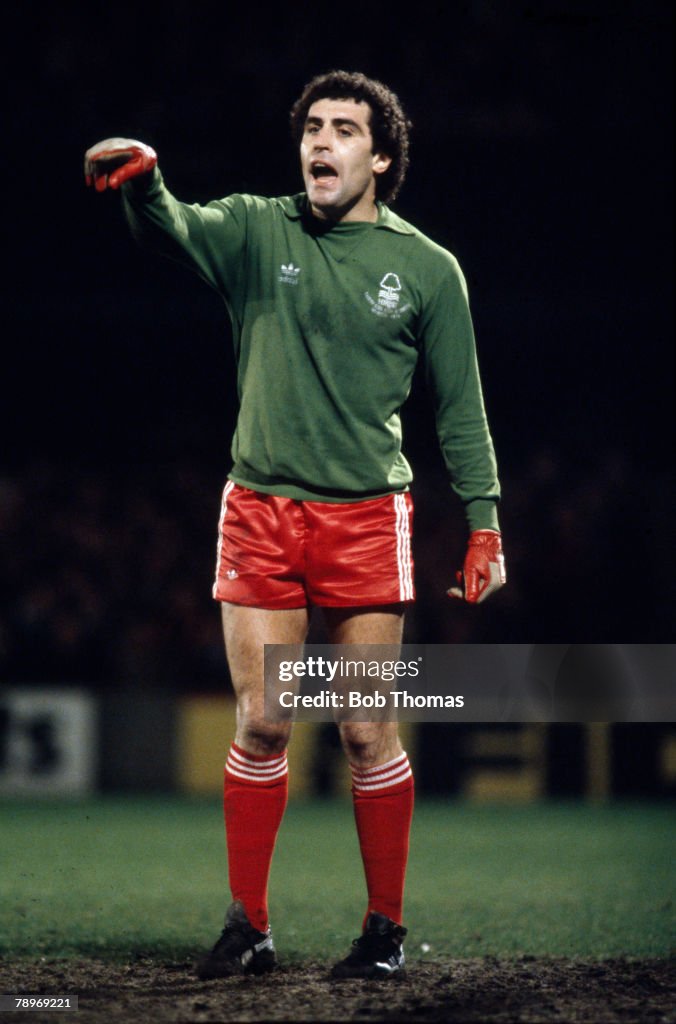 Sport. Football. pic: circa 1980. Peter Shilton, Nottingham Forest goalkeeper, who also won 125 England international caps (a record for England) between 1971-1990.