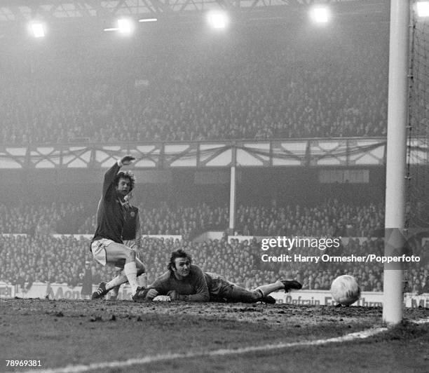 Jimmy Rimmer Today 99 Jimmy Rimmer Photos & High Res Pictures - Getty Images