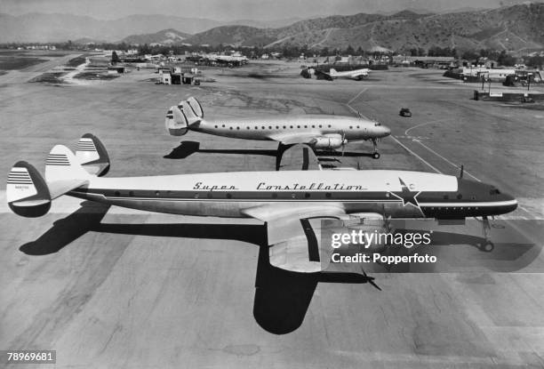 Lockheed Super Zip 163 Lockheed Super Constellation Stock Photos, High-Res Pictures, and ...
