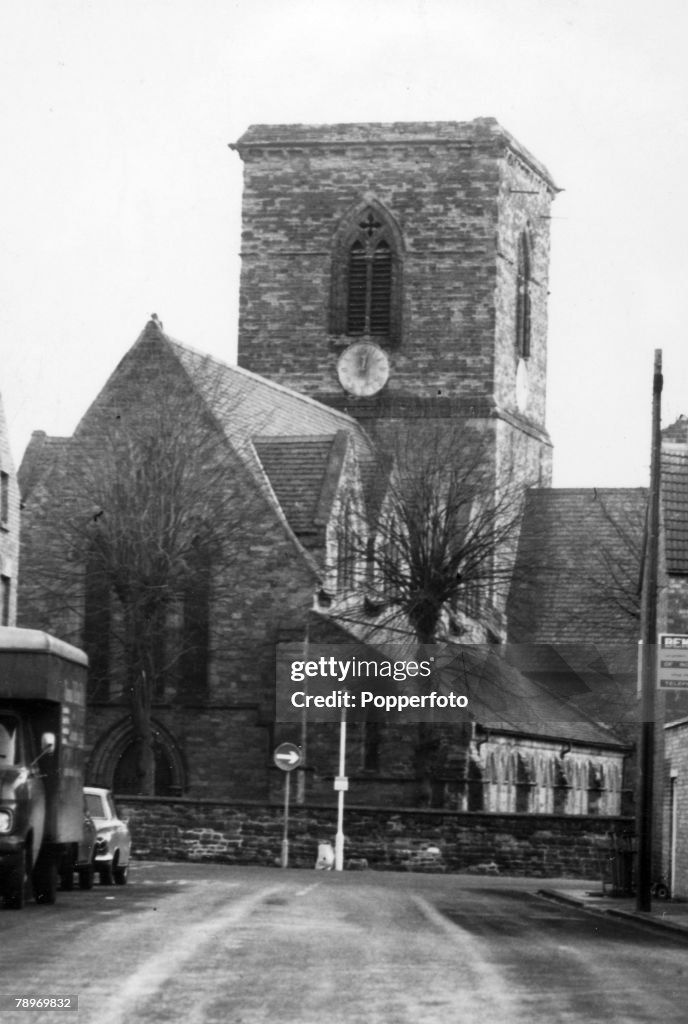 Social History. Religion. pic: circa 1970's. Northampton, Northamptonshire, England. St. Edmund's Church, Northampton, which was demolished in circa 1980.