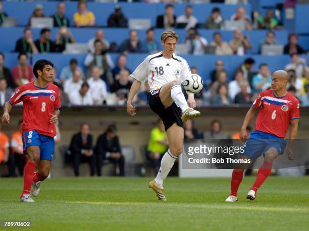 Sport, Football, 2006 FIFA World Cup, Munich, 9th June 2006, Germany 4 v Costa Rica 2, Germany's Tim Borowski controls the ball as Costa Rica's...