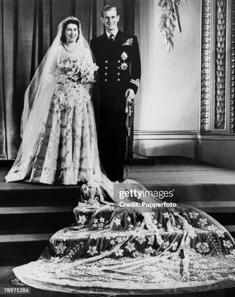 Princess Elizabeth and the Duke of Edinburgh at Buckingham Palace, London, after their wedding at Westminster Abbey, 20th November 1947.