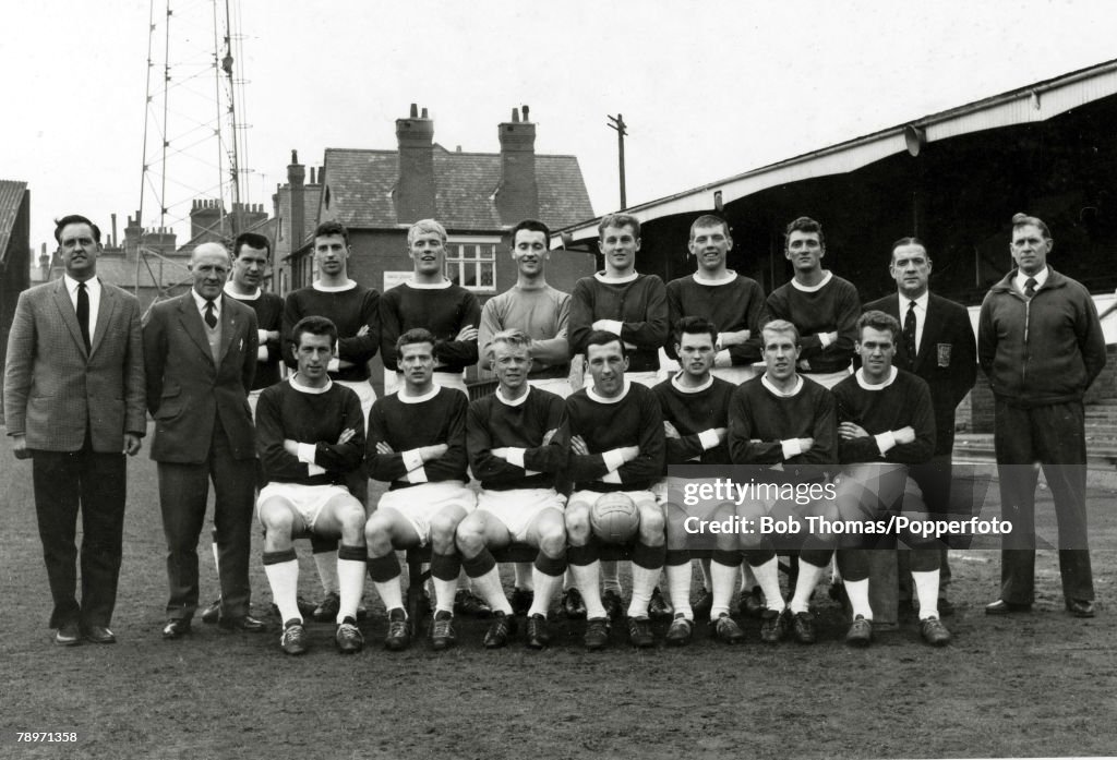 Sport. Football. Northampton Town, circa 1962-1963. Back row, l-r, Dave Bowen (Manager), Jack Jennings Coach, Alec Ashworth, Derek Leck, Frank Large, Chick Brodie, Terry Branston, John Kurila, Vic Cockcroft, Mr.Osborne (Secretary), Joe Payne (Trainer). Fr