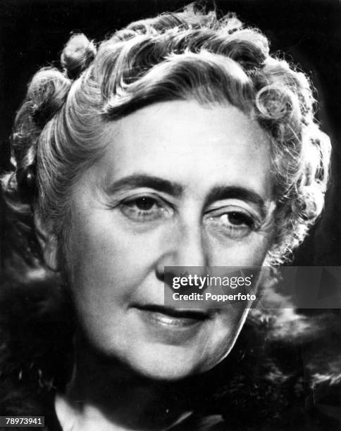 Portrait of English crime author Agatha Christie posed circa 1940.