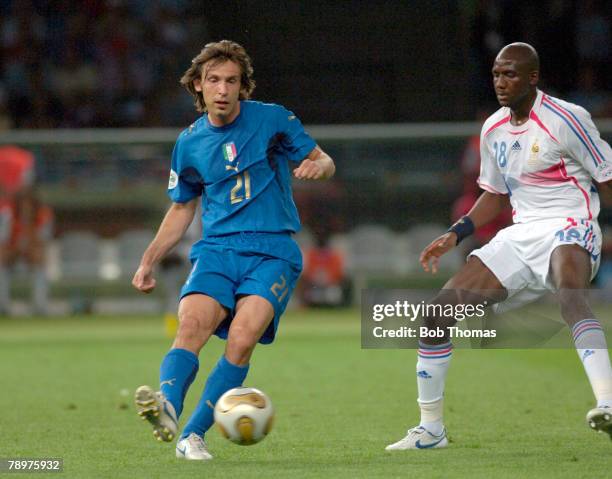 Sport, Football, FIFA World Cup Final, Berlin, 9th July 2006, Italy 1 v France 1, , Italy won 5-3 on Penalties, Italy's Andrea Pirlo passes the ball...