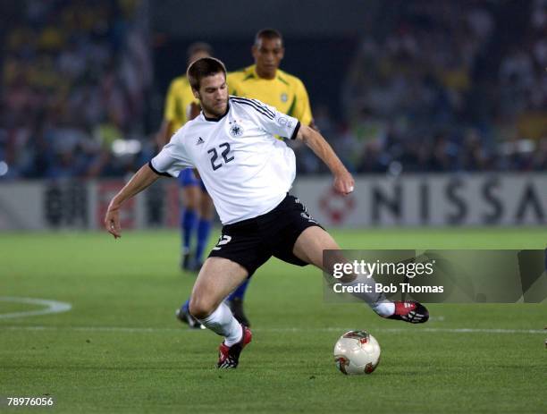 Football, 2002 FIFA World Cup Final, Yokohama, Japan, 30th June 2002, Germany 0 v Brazil 2, Torsten Frings of Germany