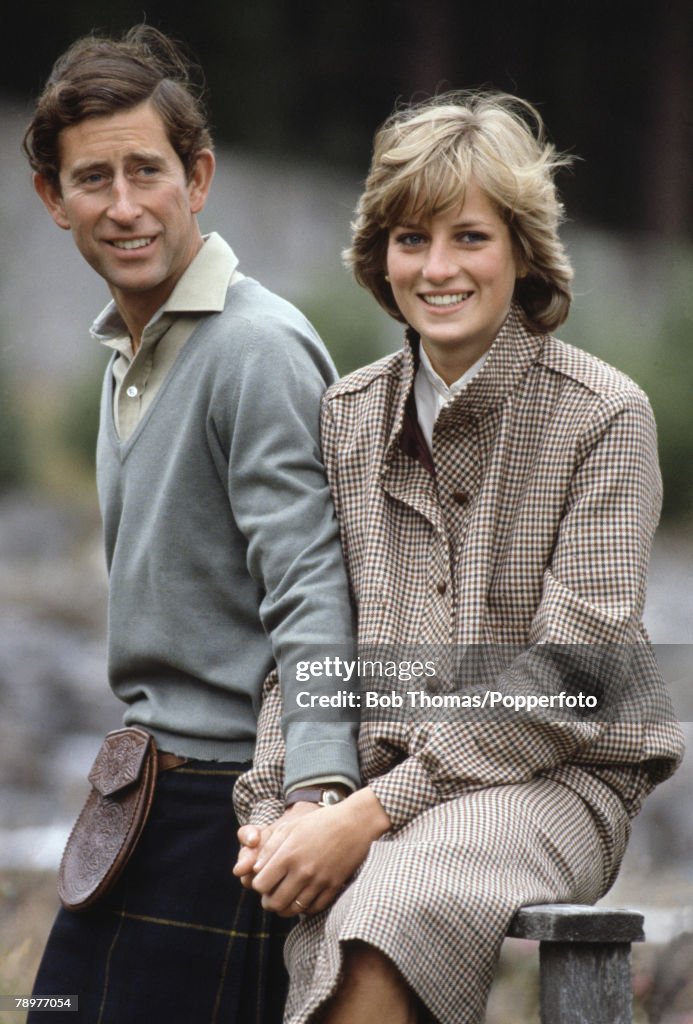 British Royalty. Scotland. 19th August 1981. Prince Charles and Princess Diana pose by the River Dee while on their honeymoon.