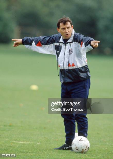 15th September 1990, England Training at Bisham Abbey, England Manager Graham Taylor points the way, Graham Taylor was the England Manager 1990-1993