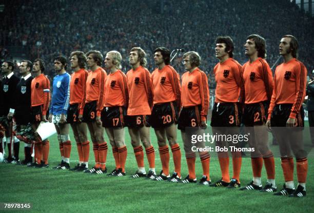 Football, 1974 World Cup Finals, Holland team group: l-r, Cruyff, Jongbloed, Haan, Keizer, Rijsbergen, Rep, Suurbier, Jansen, Hanegem, Krol, Neeskens