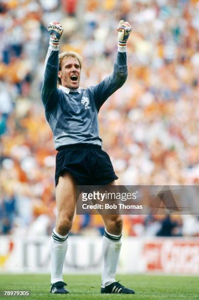 25th June 1988, European Championship Final, Holland 2 v USSR Holland goalkeeper Hans Van Breukelen celebrates, Hans Van Breukelen won 73 Holland...