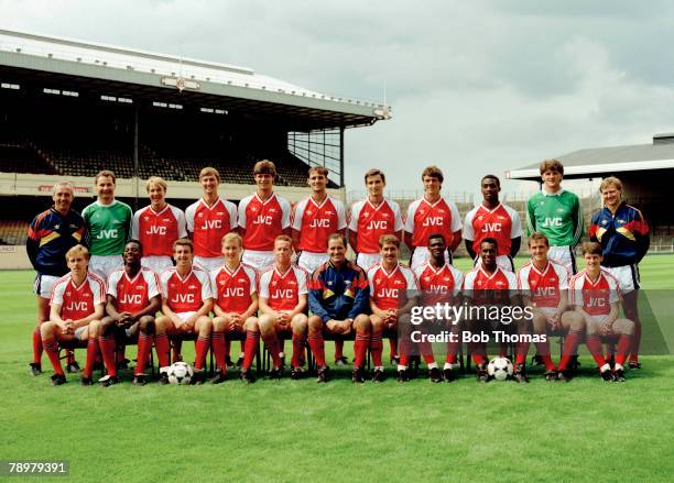 Circa 1988-1989 season, Arsenal FC, Arsenal squad, back row, left-right, Theo Foley Rhys Wilmot, Paul Merson, Tony Adams, Niall Quinn, Steve Bould,...