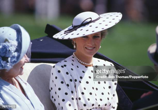 British Royalty, Horse Racing, Royal Ascot, England, Circa 1990's, Princess Diana with the Queen Mother arrive together at the races in an open top...