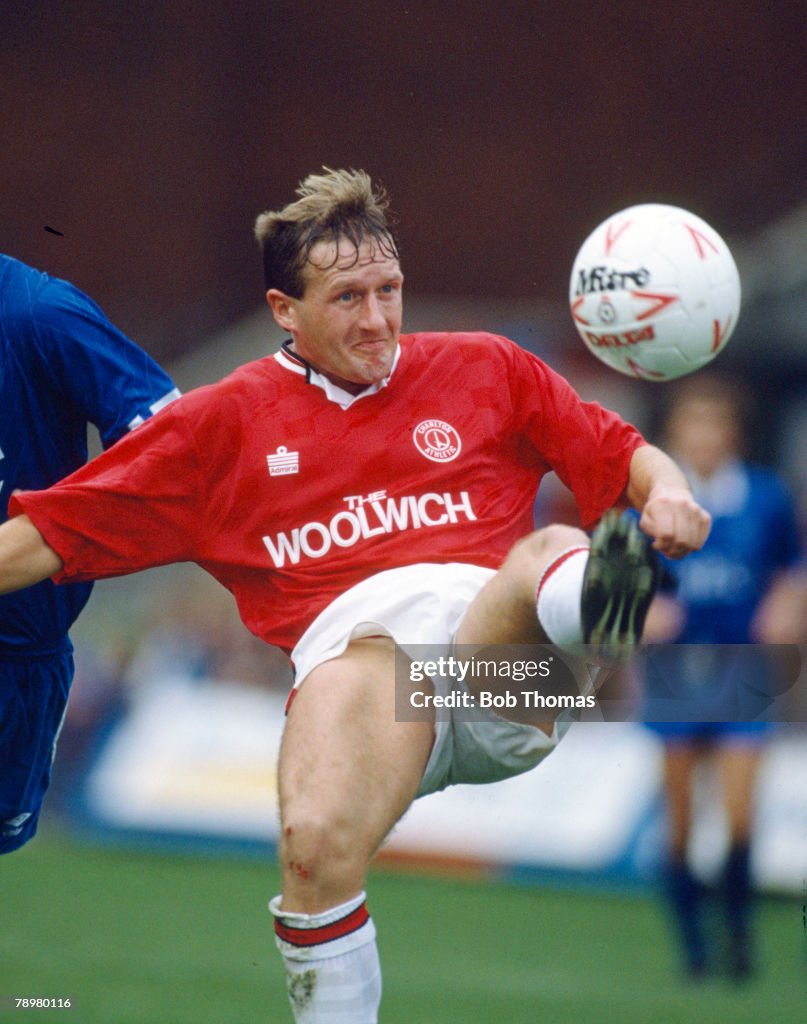 Sport. Football. pic: 16th September 1989. Division 1. Colin Walsh, Charlton Athletic.