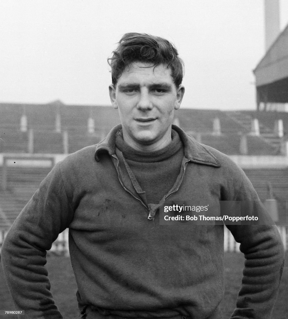 Sport. Football. Old Trafford, Manchester, England. 5th January 1954. Manchester United's Duncan Edwards training after being selected for England's Under 23 team at the age of just 17 years.