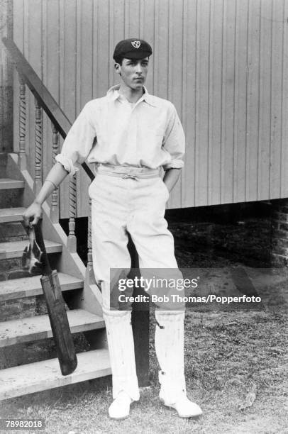 Circa 1906, Frank Woolley, one of the most famous of English cricketers, who bowled and batted left handed, played county cricket for Kent and for...