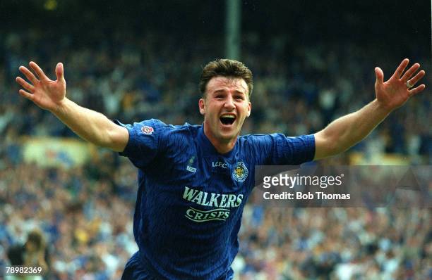 30th May 1994, Division 1 Play-off Final at Wembley, Leicester City 2, v Derby County 1, Leicester City's Steve Walsh races away to celebrate after...