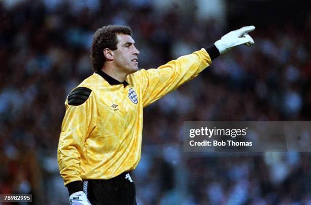 22nd May 1990, Friendly International , Wembley, England vs, Uruguay , Peter Shilton, England