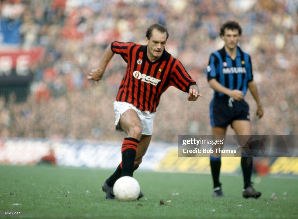 Sport. Football. Italian League, Serie A. pic: October 1984. . AC Milan v Inter. Ray Wilkins, AC Milan, who also won 84 England international caps between 1976-1987.