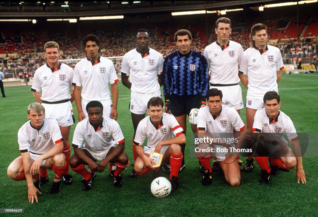 Sport. Football. pic : 23rd May 1989Rous Cup. Wembley. England (0) vs Chile (0)England, back row, left - right: Paul Gascoigne, Des Walker, John Fashanu, Peter Shilton, Terry Butcher, Chris Waddle. Front row, left - right: Stuart Pearce, Paul Parker, Brya