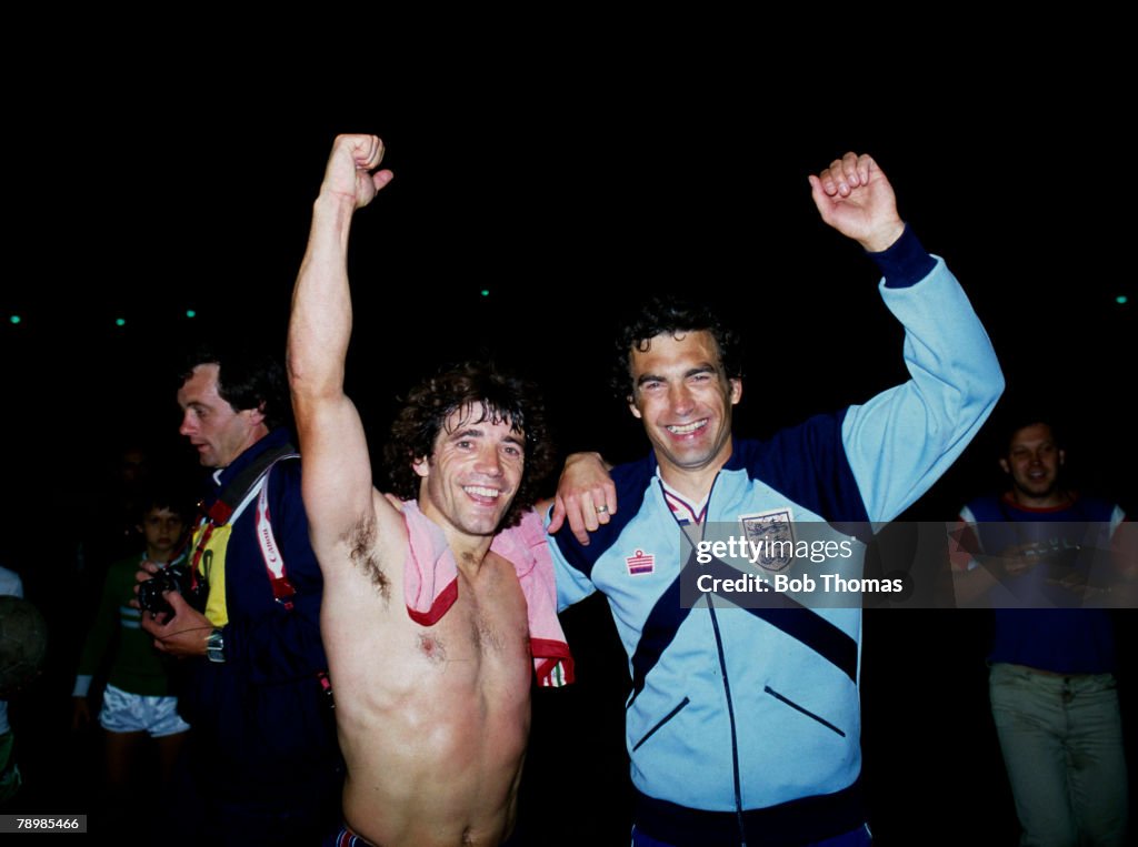 Sport. Football. pic: 6th June 1981. World Cup Qualifier in Budapest. Hungary 1 v England 3. England pair Kevin Keegan and Trevor Brooking, right, the team's goalscorers celebrate at the end of the match.
