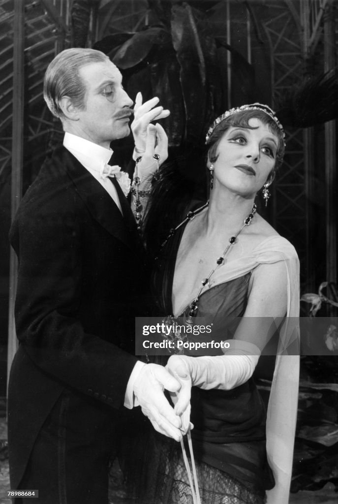 Stage and Screen. Personalities. pic: 1950. London. Majorie Stewart and Richard Wattis dance the tango in a scene from the West End play "Ring Around The Moon".