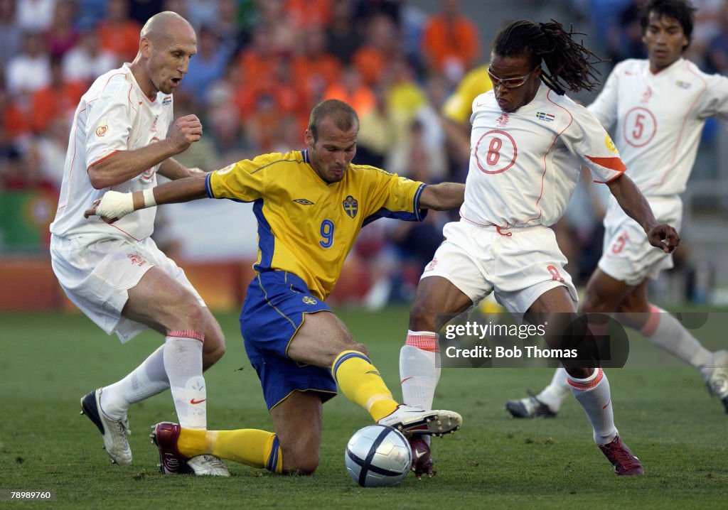 Sport. Football. UEFA European Championships. Euro 2004. Algarve, Faro-Loule. 26th June 2004. Quarter Final