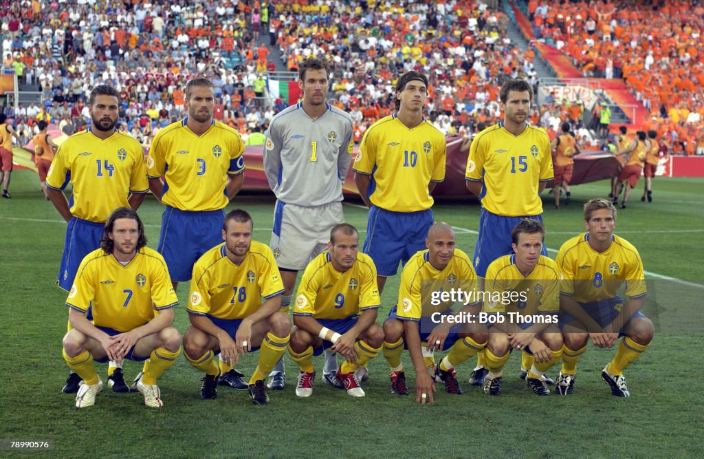 Sport. Football. UEFA European Championships. Euro 2004. Algarve, Faro-Loule. 26th June 2004. Quarter Final