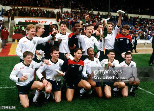 11th March 1989, Schoolboy International, Wembley, England 3, v Belgium 1, The England team with the trophy, showing Ryan Giggs, who went on to play...