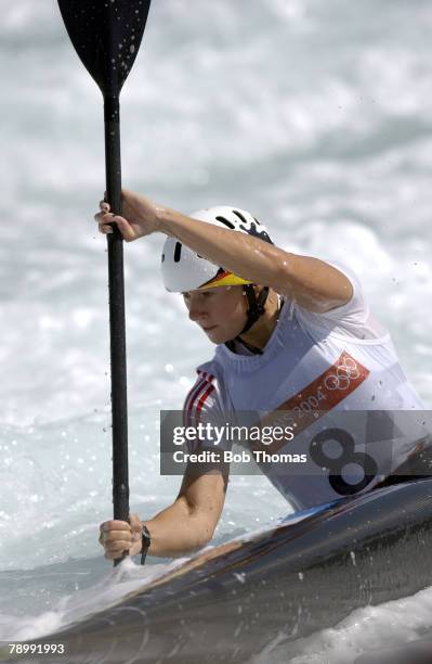 Sport, Olympic Games, Athens, Greece, 18th August 2004, Canoe / Kayak Slalom Racing, Womens K1 Kayak Single, Jennifer Bongardt of Germany