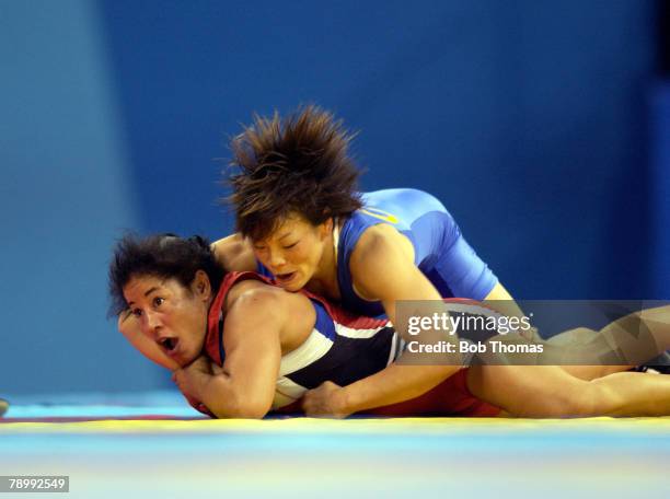 Sport, Olympic Games, Athens, Greece, 23rd August 2004, Womens Wrestling, Freestyle 55kg, Mabel Fonseca of Porto Rico v Dongmei Sun of China