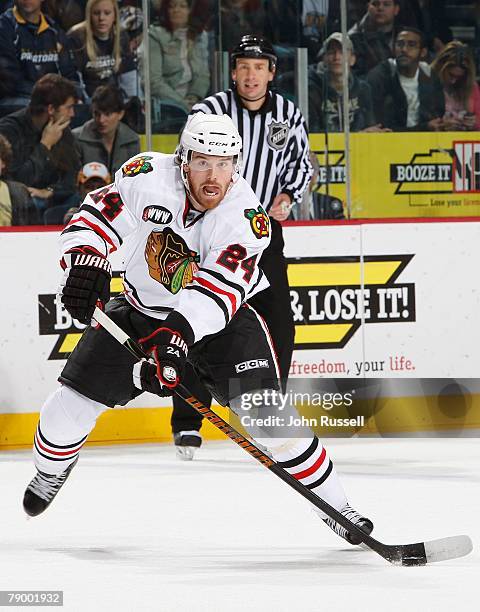 Martin Havlat of the Chicago Blackhawks skates against the Nashville Predators on January 13, 2008 at the Sommet Center in Nashville, Tennessee.