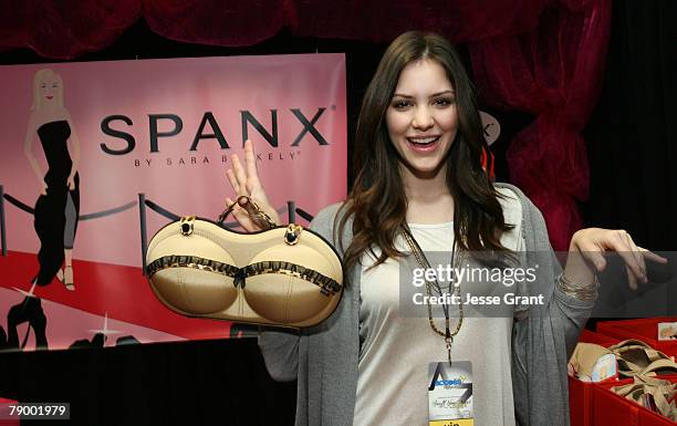 Singer Katharine McPhee at the Access Hollywood "Stuff You Must..." Lounge Presented by On 3 Productions at Sofitel Hotel on January 11, 2008 in...