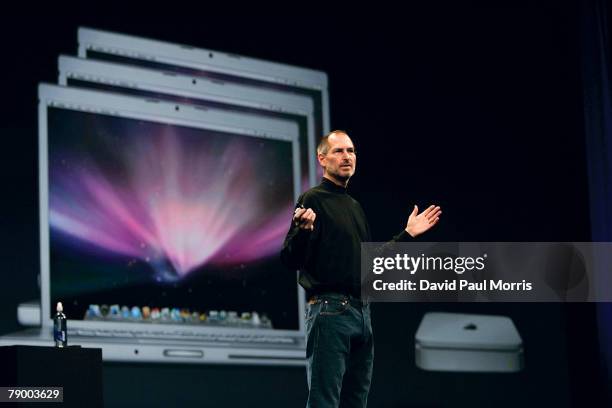 Apple CEO and co-founder Steve Jobs delivers the keynote speech to kick off the 2008 Macworld at the Moscone Center January 15, 2008 in San...