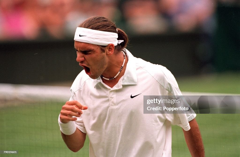 Tennis. 2001 All England Lawn Tennis Championships. Wimbledon. 2nd July 2001. Mens Singles Fourth Round. Switzerland's Roger Federer urges himself on as he knocks top seed and defending champion Pete Sampras out of the tournament.